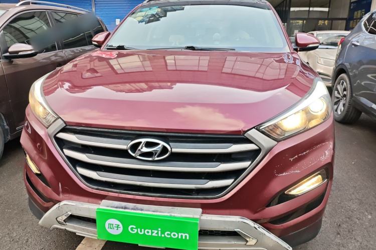 Used Hyundai Tucson 2015 1.6T Dual-Clutch Two-Wheel-Drive Smart Model Front