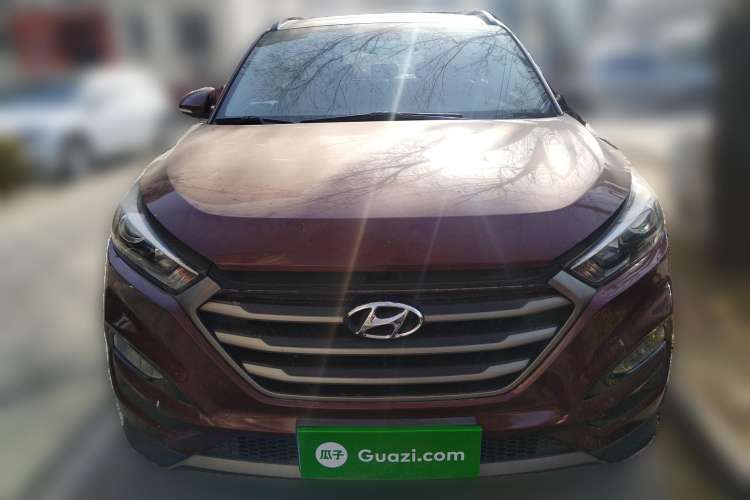 Used Hyundai Tucson 2015 1.6T Dual-Clutch Two-Wheel-Drive Smart Model Front