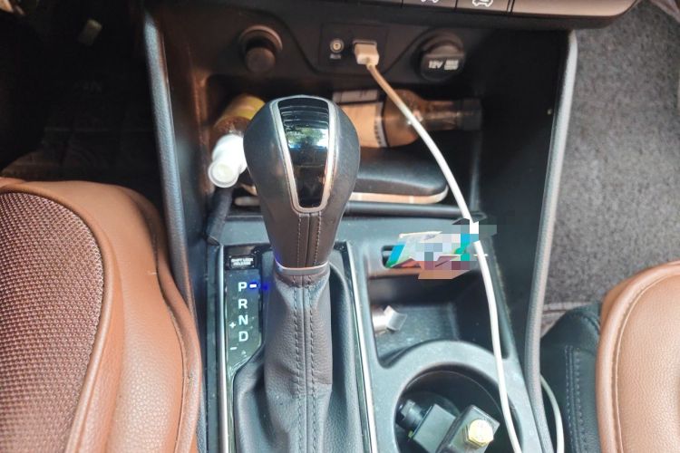 Used Hyundai Tucson 2015 1.6T Dual-Clutch Two-Wheel-Drive Smart Model Gear Lever
