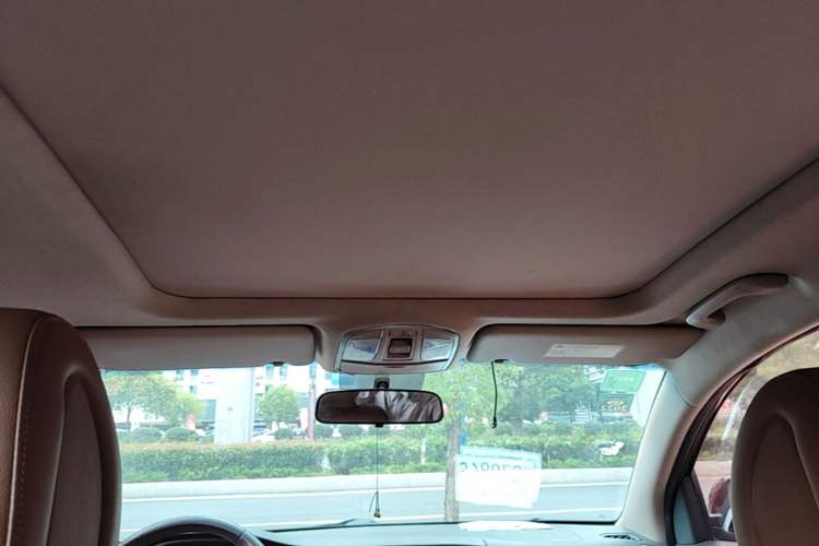 Used Hyundai Tucson 2015 1.6T Dual-Clutch Two-Wheel-Drive Smart Model Headliner