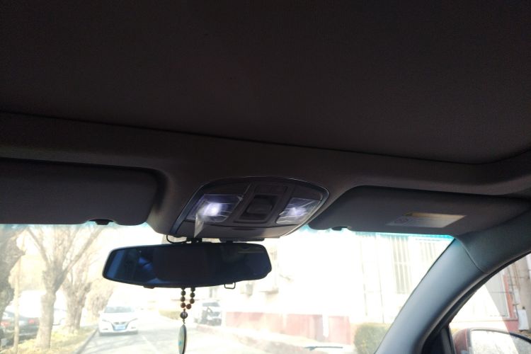 Used Hyundai Tucson 2015 1.6T Dual-Clutch Two-Wheel-Drive Smart Model Headliner