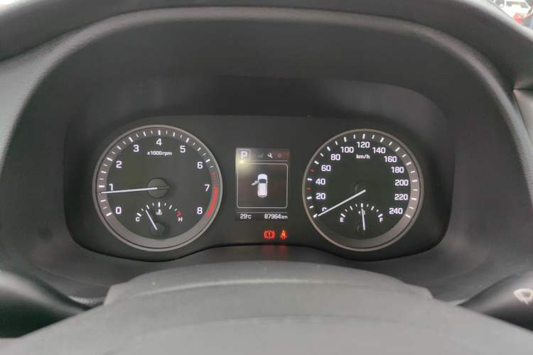 Used Hyundai Tucson 2015 1.6T Dual-Clutch Two-Wheel-Drive Smart Model Instrument Cluster