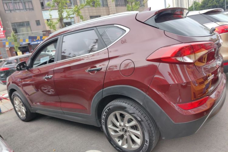 Used Hyundai Tucson 2015 1.6T Dual-Clutch Two-Wheel-Drive Smart Model Left Side