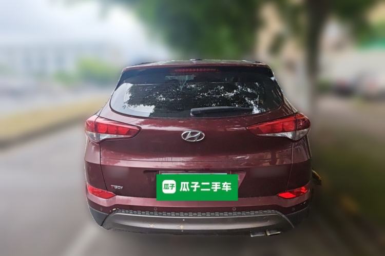 Used Hyundai Tucson 2015 1.6T Dual-Clutch Two-Wheel-Drive Smart Model Rear