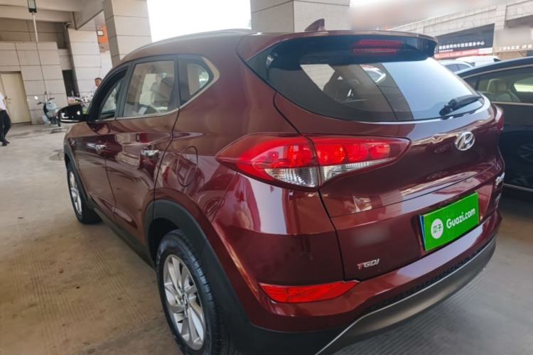 Used Hyundai Tucson 2015 1.6T Dual-Clutch Two-Wheel-Drive Smart Model Rear Left 45 Deg