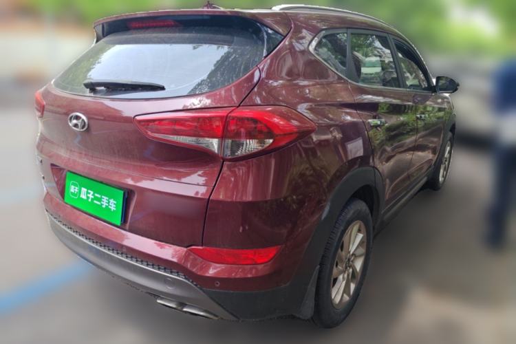 Used Hyundai Tucson 2015 1.6T Dual-Clutch Two-Wheel-Drive Smart Model Rear Right 45 Deg