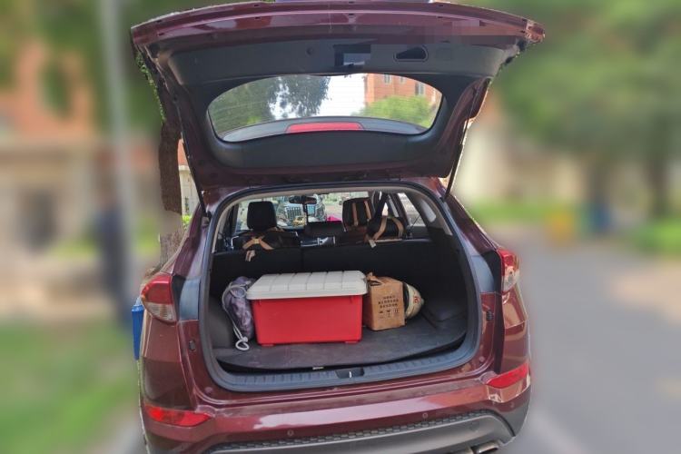 Used Hyundai Tucson 2015 1.6T Dual-Clutch Two-Wheel-Drive Smart Model Trunk
