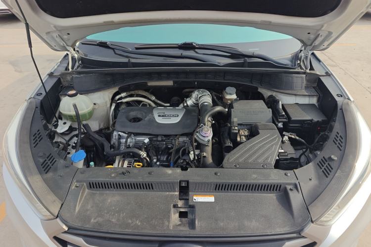 Used Hyundai Tucson 2015 1.6T Dual-Clutch Two-Wheel-Drive Smart Model Engine Bay