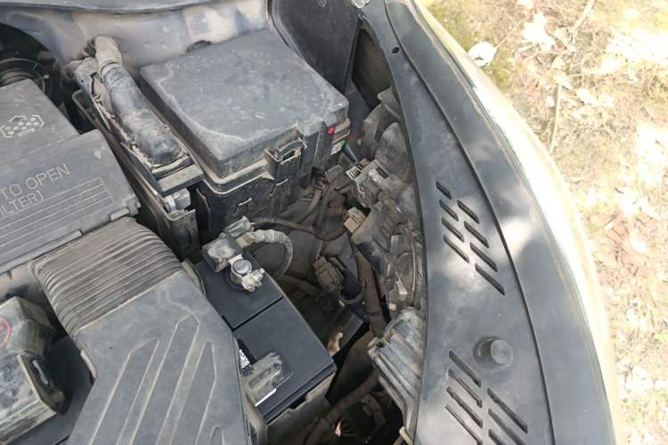 Used Hyundai Tucson 2015 1.6T Dual-Clutch Two-Wheel-Drive Smart Model Engine Bay Left