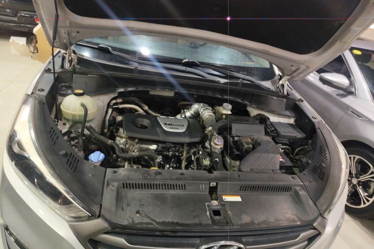 Used Hyundai Tucson 2015 1.6T Dual-Clutch Two-Wheel-Drive Smart Model Engine Bay