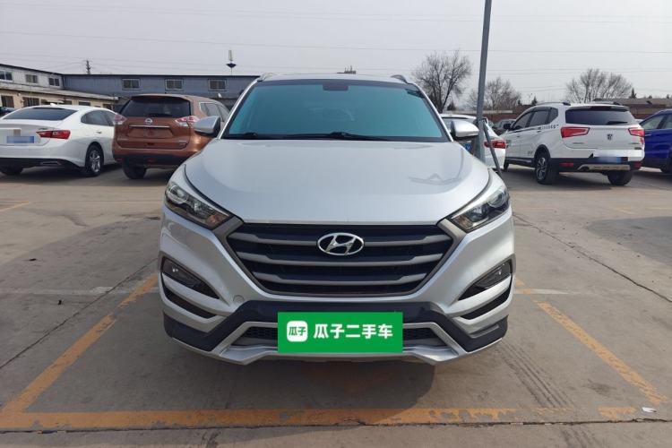 Used Hyundai Tucson 2015 1.6T Dual-Clutch Two-Wheel-Drive Smart Model Front