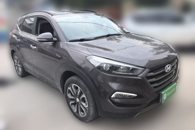 Used Hyundai Tucson 2015 1.6T Dual-Clutch Two-Wheel-Drive Leading Model Front Right 45 Deg