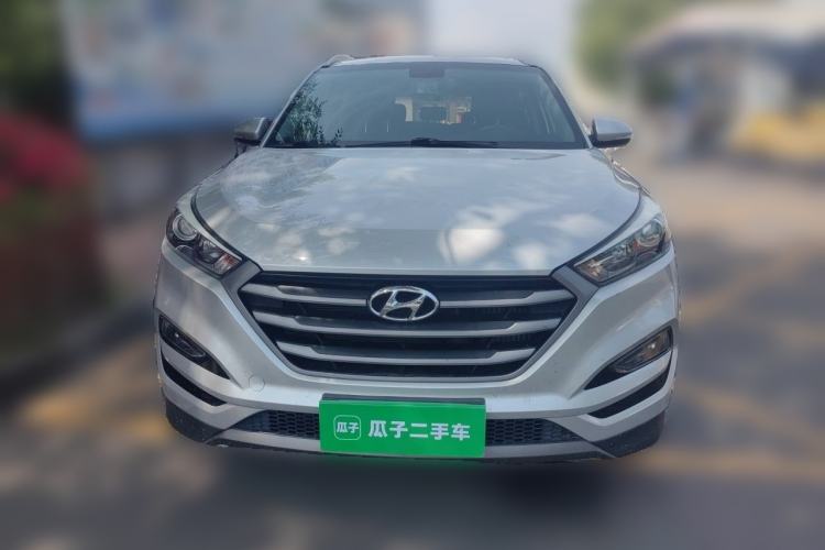 Used Hyundai Tucson 2015 1.6T Dual-Clutch Two-Wheel-Drive Smart Model Front