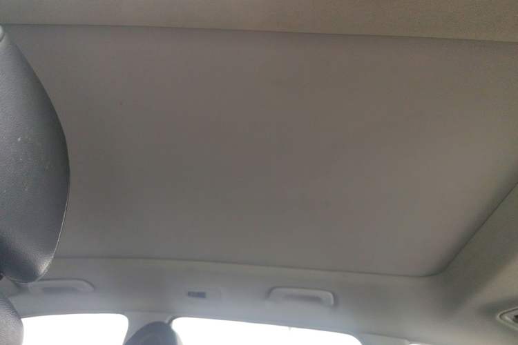 Used Hyundai Tucson 2015 1.6T Dual-Clutch Two-Wheel-Drive Leading Model Headliner