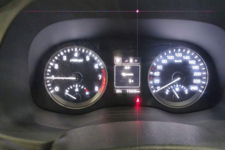 Used Hyundai Tucson 2015 1.6T Dual-Clutch Two-Wheel-Drive Smart Model Instrument Cluster