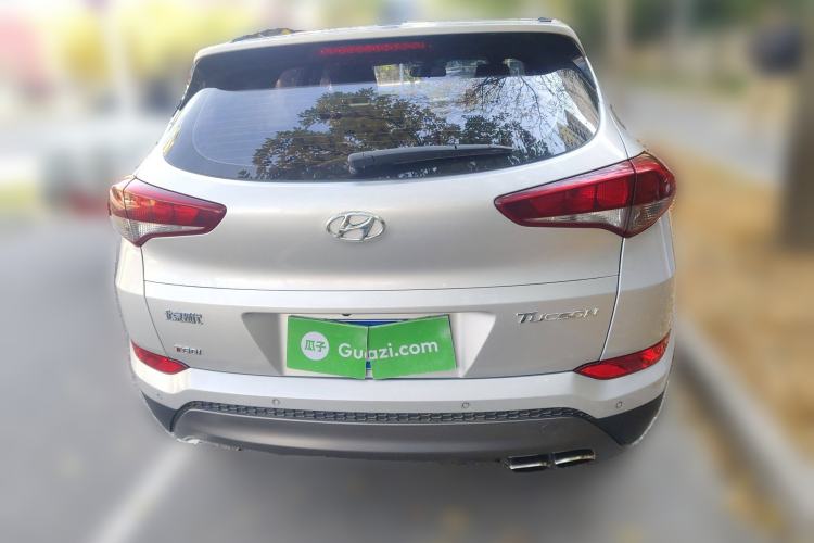 Used Hyundai Tucson 2015 1.6T Dual-Clutch Two-Wheel-Drive Smart Model Rear