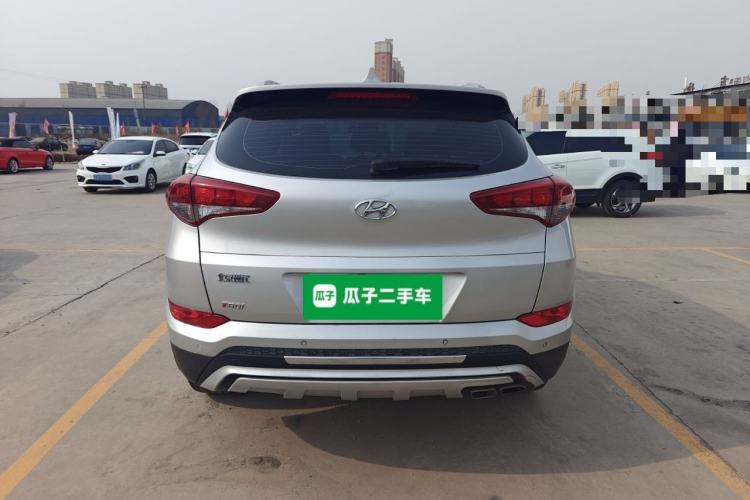 Used Hyundai Tucson 2015 1.6T Dual-Clutch Two-Wheel-Drive Smart Model Rear