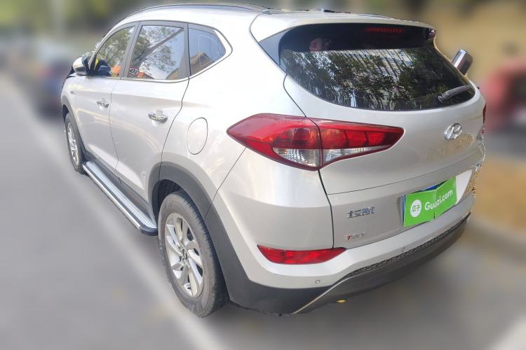 Used Hyundai Tucson 2015 1.6T Dual-Clutch Two-Wheel-Drive Smart Model Rear Left 45 Deg