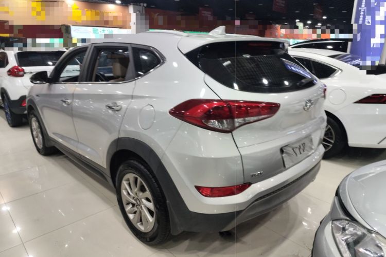 Used Hyundai Tucson 2015 1.6T Dual-Clutch Two-Wheel-Drive Smart Model Rear Left 45 Deg