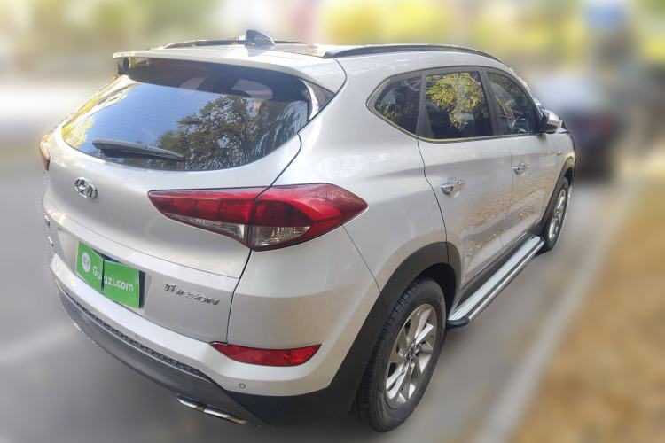 Used Hyundai Tucson 2015 1.6T Dual-Clutch Two-Wheel-Drive Smart Model Rear Right 45 Deg