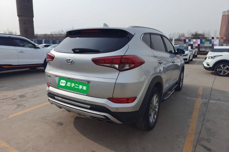 Used Hyundai Tucson 2015 1.6T Dual-Clutch Two-Wheel-Drive Smart Model Rear Right 45 Deg
