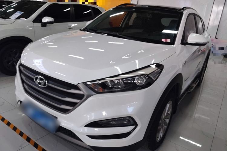 Used Hyundai Tucson 2015 1.6T Dual-Clutch Two-Wheel-Drive Smart Model Guazi used car, China used car export, Used car for sale, Used cars, Cheapest cars for sale
