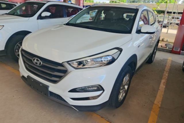 Hyundai Tucson 2015 1.6T Dual-Clutch Two-Wheel-Drive Smart Model de segunda mano