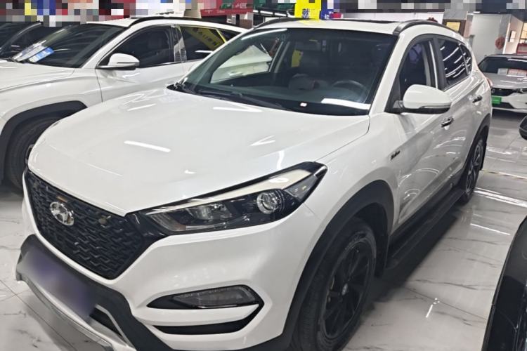 Used Hyundai Tucson 2015 1.6T Dual-Clutch Two-Wheel-Drive Smart Model Guazi used car, China used car export, Used car for sale, Used  cars, Cheapest cars for sale