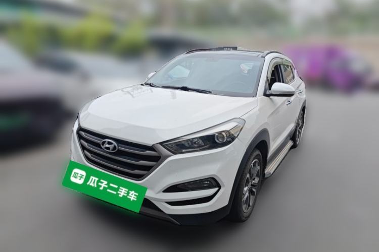 Used Hyundai Tucson 2015 1.6T Dual-Clutch Two-Wheel-Drive Leading Model Guazi used car, China used car export, Used car for sale, Used cars, Cheapest cars for sale