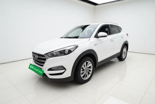 Hyundai Tucson 2015 1.6T Dual-Clutch Two-Wheel-Drive Smart Model usata
