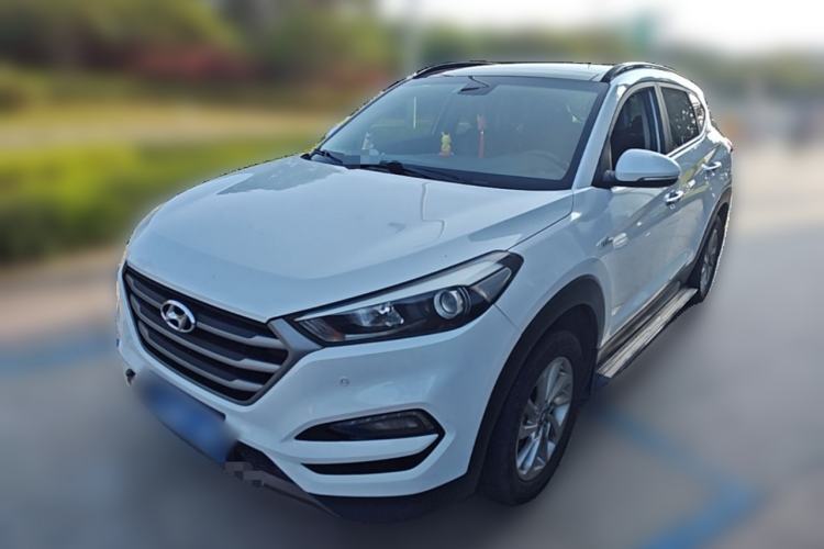 Used Hyundai Tucson 2015 1.6T Dual-Clutch Two-Wheel-Drive Smart Model Guazi used car, China used car export, Used car for sale, Used cars, Cheapest cars for sale