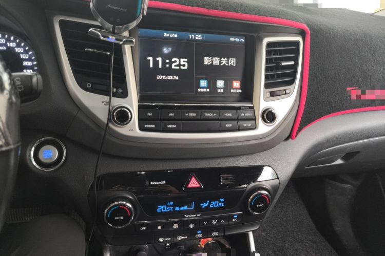 Used Hyundai Tucson 2015 1.6T Dual-Clutch Two-Wheel-Drive Smart Model Audio And AC Panel