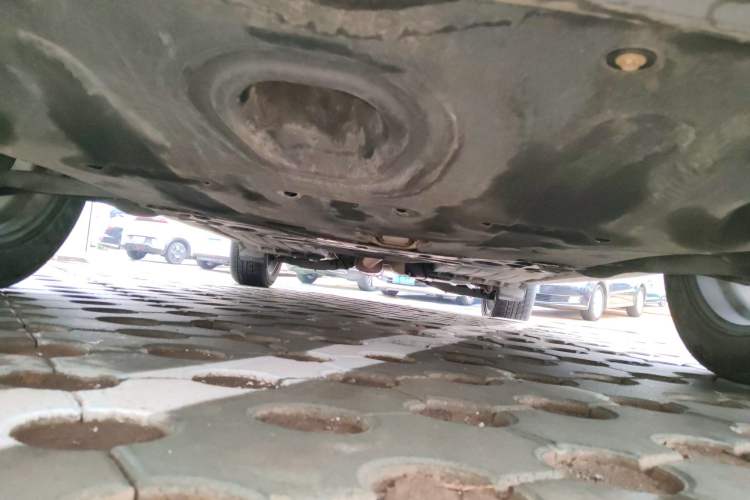 Used Hyundai Tucson 2015 1.6T Dual-Clutch Two-Wheel-Drive Leading Model Chassis Front