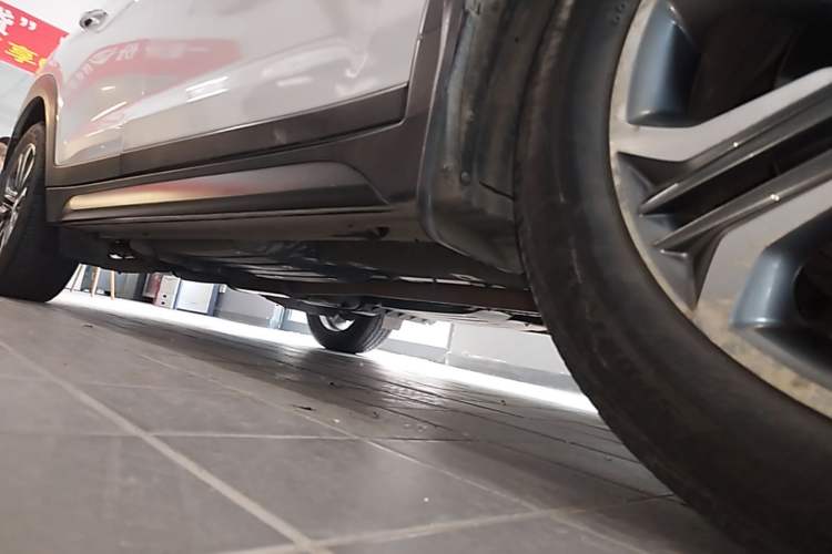 Used Hyundai Tucson 2015 1.6T Dual-Clutch Two-Wheel-Drive Leading Model Chassis Front Right