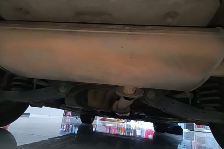 Used Hyundai Tucson 2015 2.0L Automatic Two-Wheel Drive Smart Version Chassis Rear
