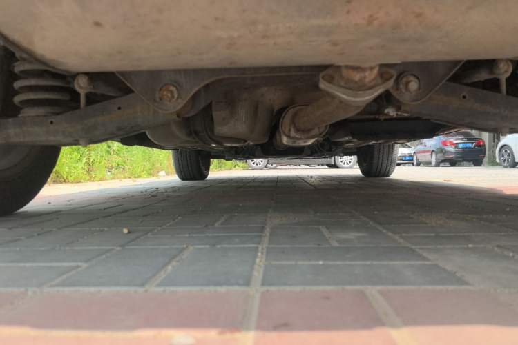 Used Hyundai Tucson 2015 1.6T Dual-Clutch Two-Wheel-Drive Leading Model Chassis Rear