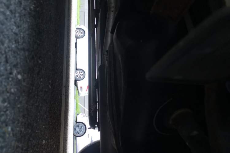 Used Hyundai Tucson 2015 1.6T Dual-Clutch Two-Wheel-Drive Leading Model Chassis Rear Left