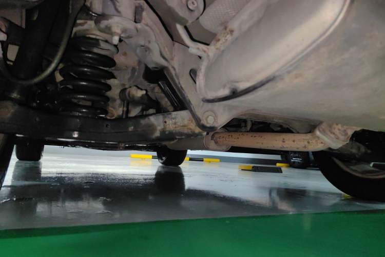Used Hyundai Tucson 2015 1.6T Dual-Clutch Two-Wheel-Drive Smart Model Chassis Rear Left