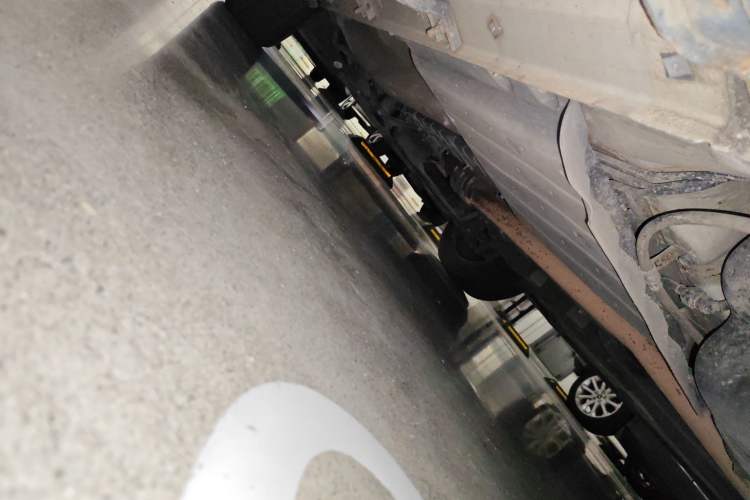 Used Hyundai Tucson 2015 1.6T Dual-Clutch Two-Wheel-Drive Leading Model Chassis Rear Left