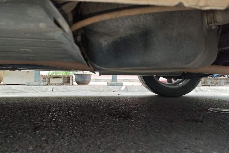 Used Hyundai Tucson 2015 1.6T Dual-Clutch Two-Wheel-Drive Leading Model Chassis Rear Left