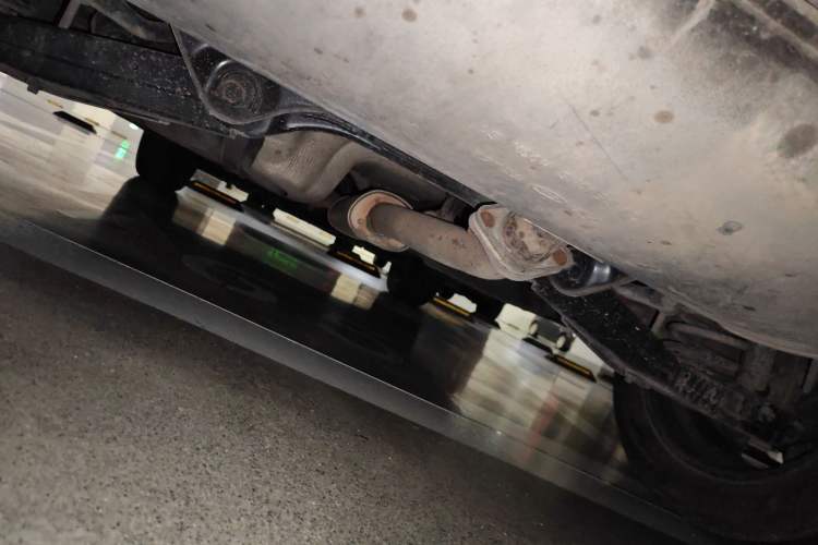 Used Hyundai Tucson 2015 1.6T Dual-Clutch Two-Wheel-Drive Leading Model Chassis Rear
