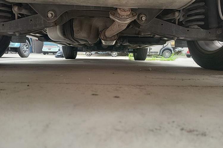 Used Hyundai Tucson 2015 1.6T Dual-Clutch Two-Wheel-Drive Smart Model Chassis Rear