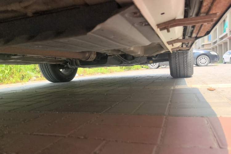 Used Hyundai Tucson 2015 1.6T Dual-Clutch Two-Wheel-Drive Leading Model Chassis Rear Right