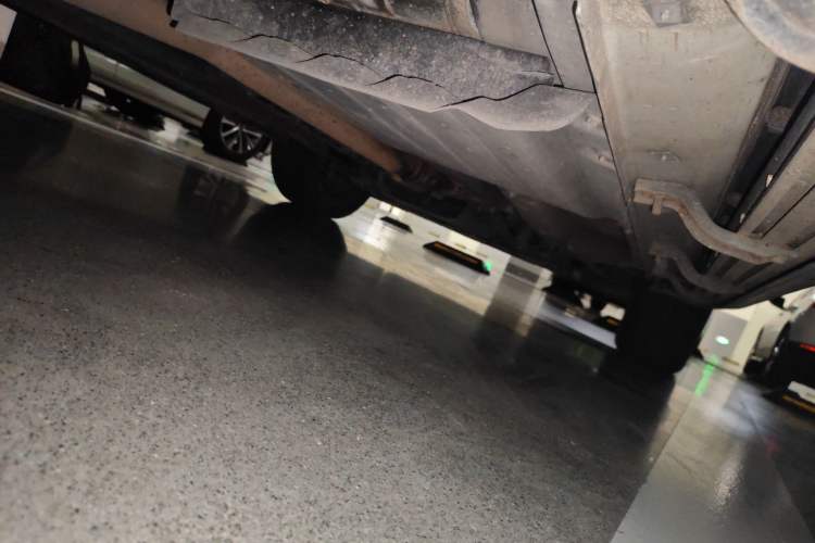 Used Hyundai Tucson 2015 1.6T Dual-Clutch Two-Wheel-Drive Leading Model Chassis Rear Right