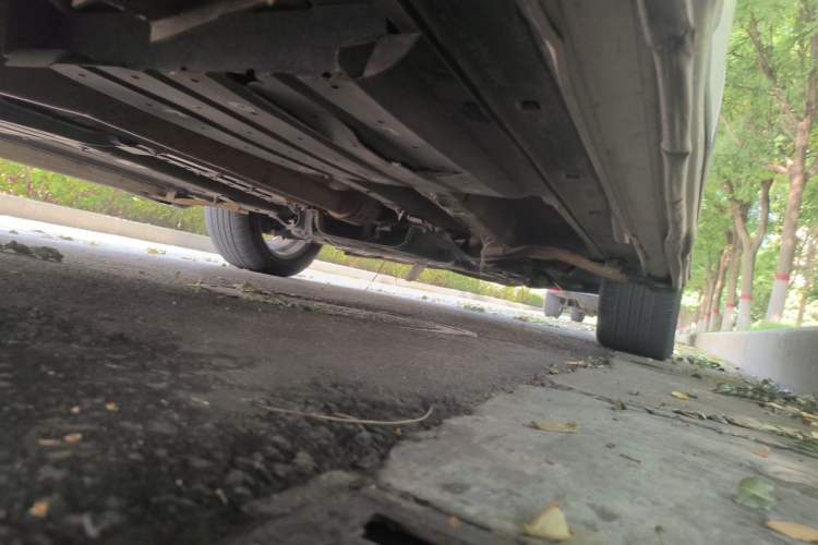 Used Hyundai Tucson 2015 1.6T Dual-Clutch Two-Wheel-Drive Leading Model Chassis Rear Right