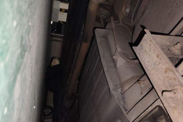 Used Hyundai Tucson 2015 1.6T Dual-Clutch Two-Wheel-Drive Leading Model Chassis Rear Right