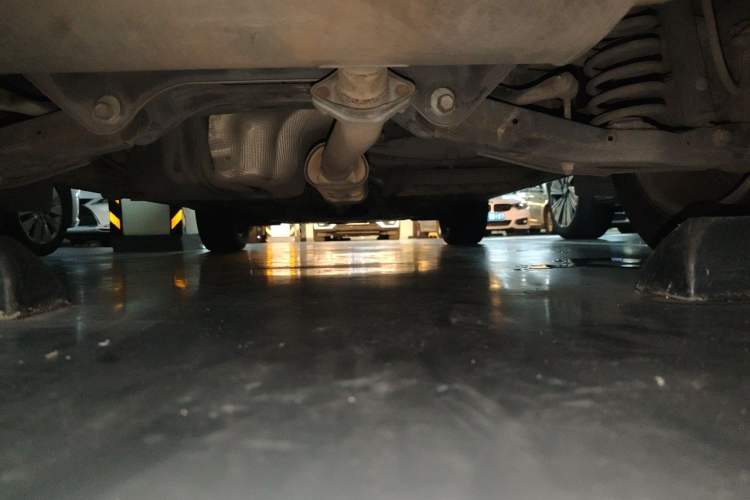 Used Hyundai Tucson 2015 1.6T Dual-Clutch Two-Wheel-Drive Smart Model Chassis Rear