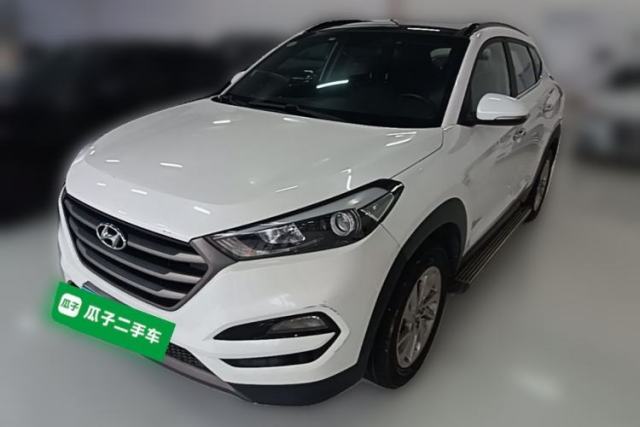 Used Hyundai Tucson 2015 2.0L Automatic Two-Wheel Drive Smart Version