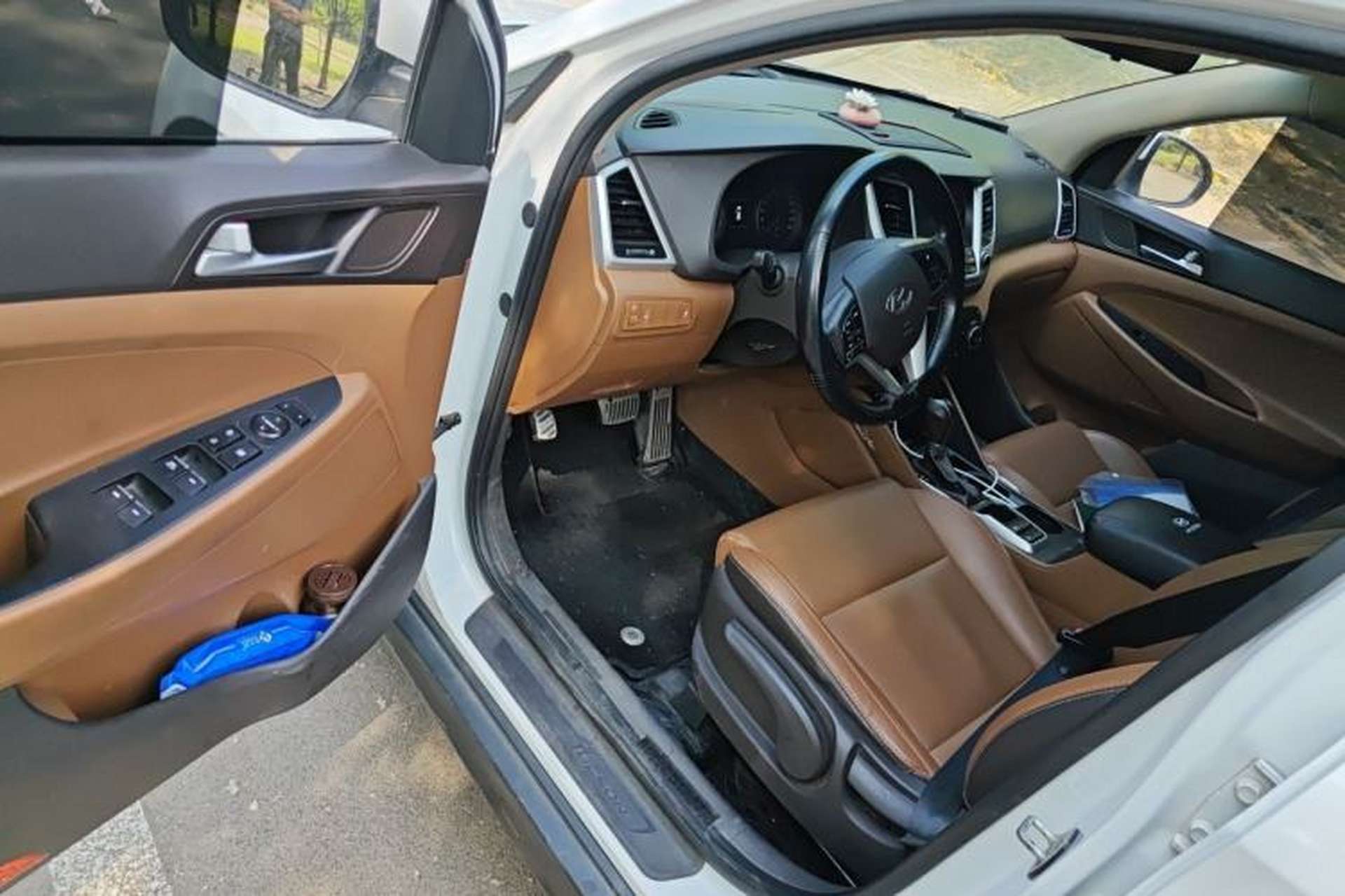 Used Hyundai Tucson 2015 1.6T Dual-Clutch Two-Wheel-Drive Smart Model Driver Seat
