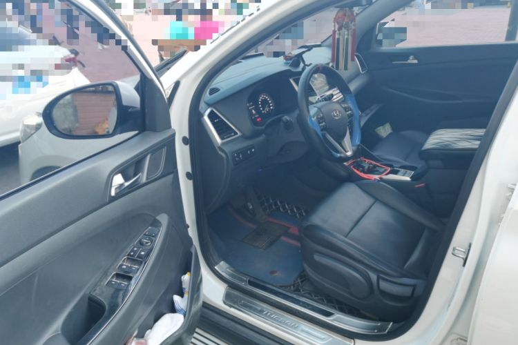 Used Hyundai Tucson 2015 1.6T Dual-Clutch Two-Wheel-Drive Smart Model Driver Seat